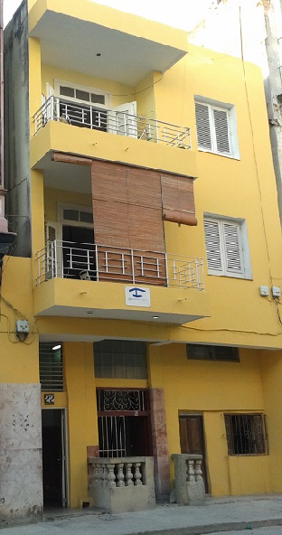 'Frente del edificio' Casas particulares are an alternative to hotels in Cuba.